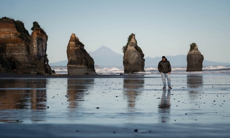 Three Sisters and the Elephant Rock