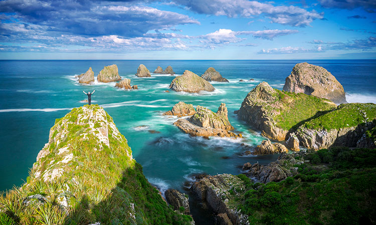 Hiking New Zealand with extra daylight summer